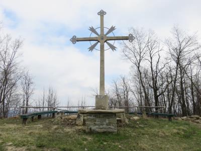 la croce sul Bric Morzano