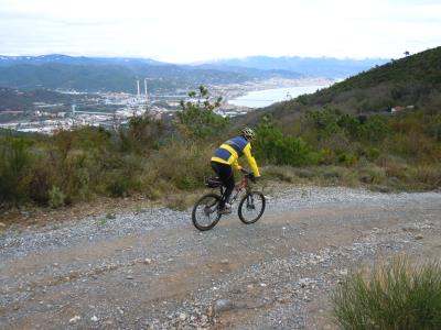 nei pressi del monte Mao, in vista di Savona